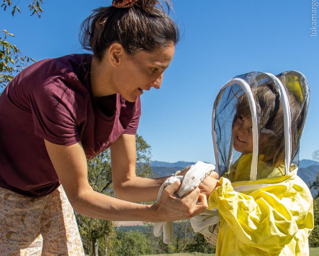 Parlem d'abelles; L'impacte de comportament humà a la biodiversitat